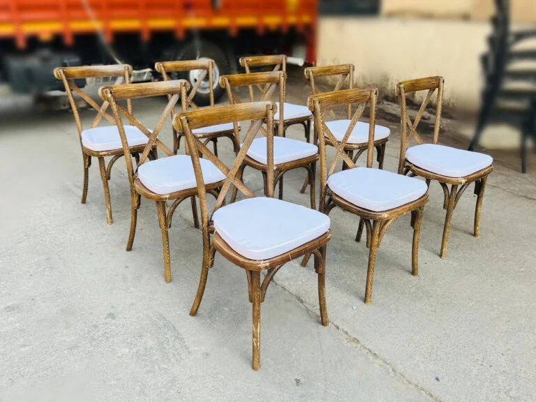 Dark wood cross back chairs Setup