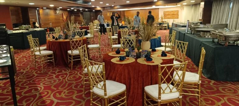 Meshback Chairs - Gold Setup