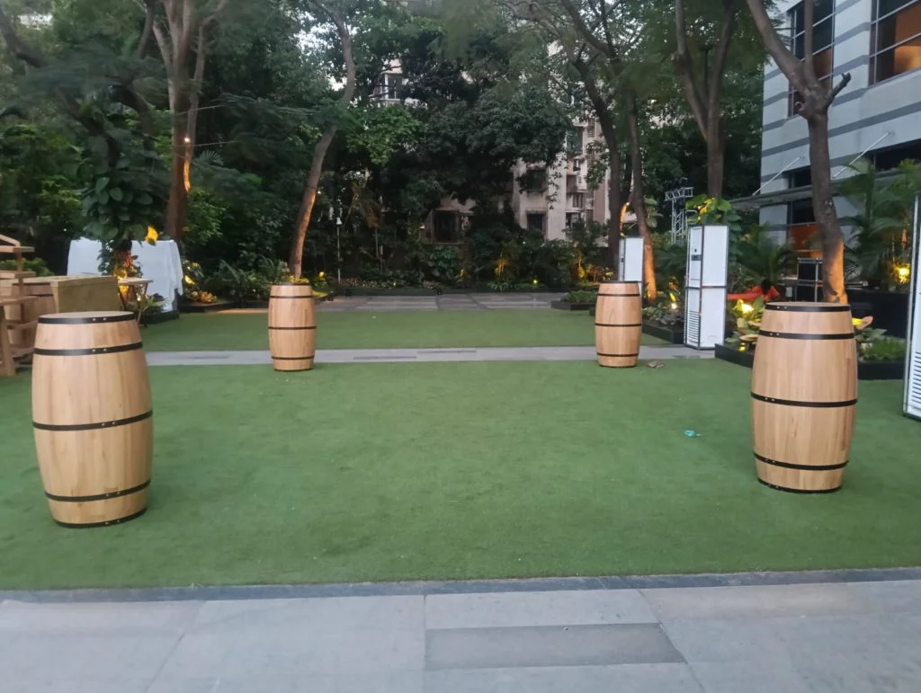 Berrellas Cocktail Table Setup