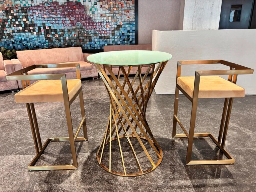 Bottoms Up Bar Chair Setup